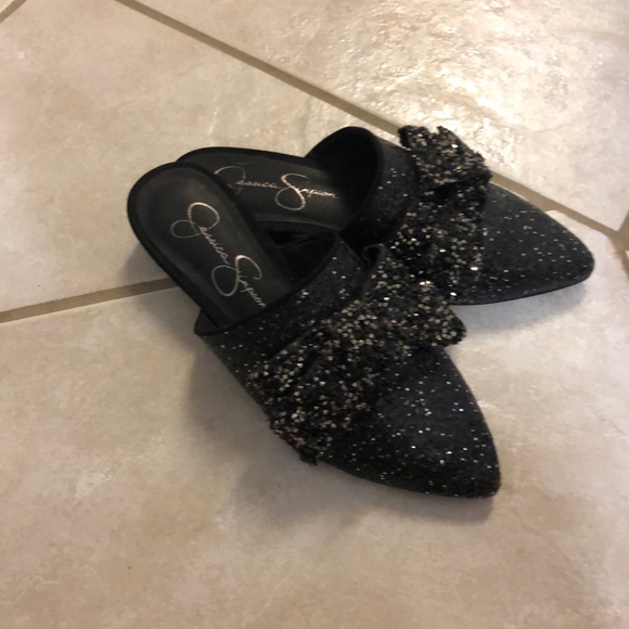 Jessica Simpson Slides - Picture 7 of 7